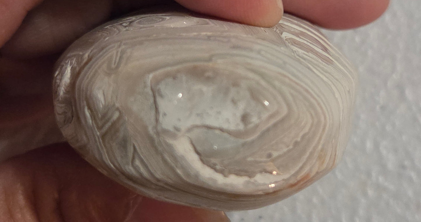 Mexican White Lace Agate Palm stone