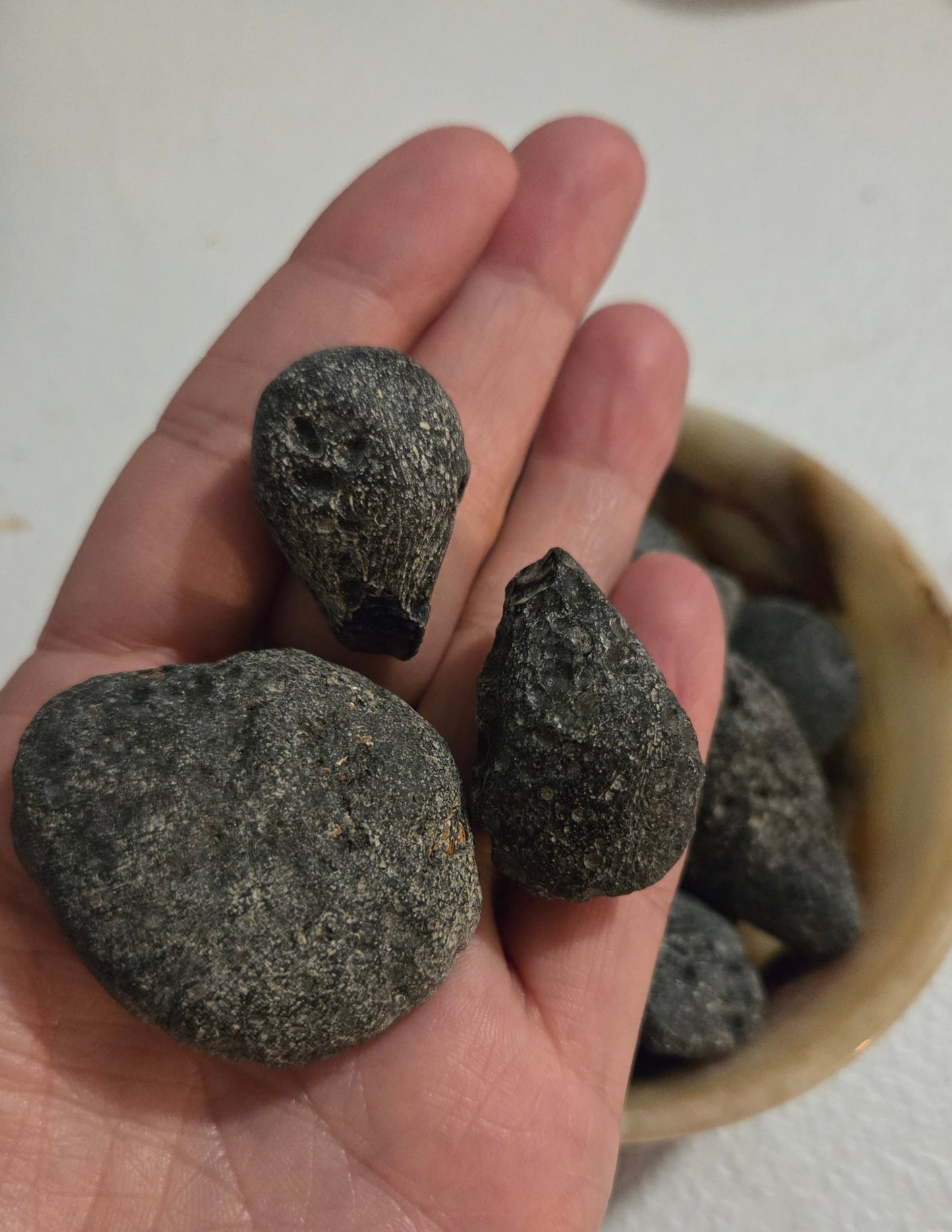Tektite Rough Pieces per piece
