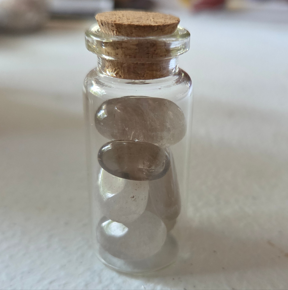 Small glass jar with Smokey Quartz stones
