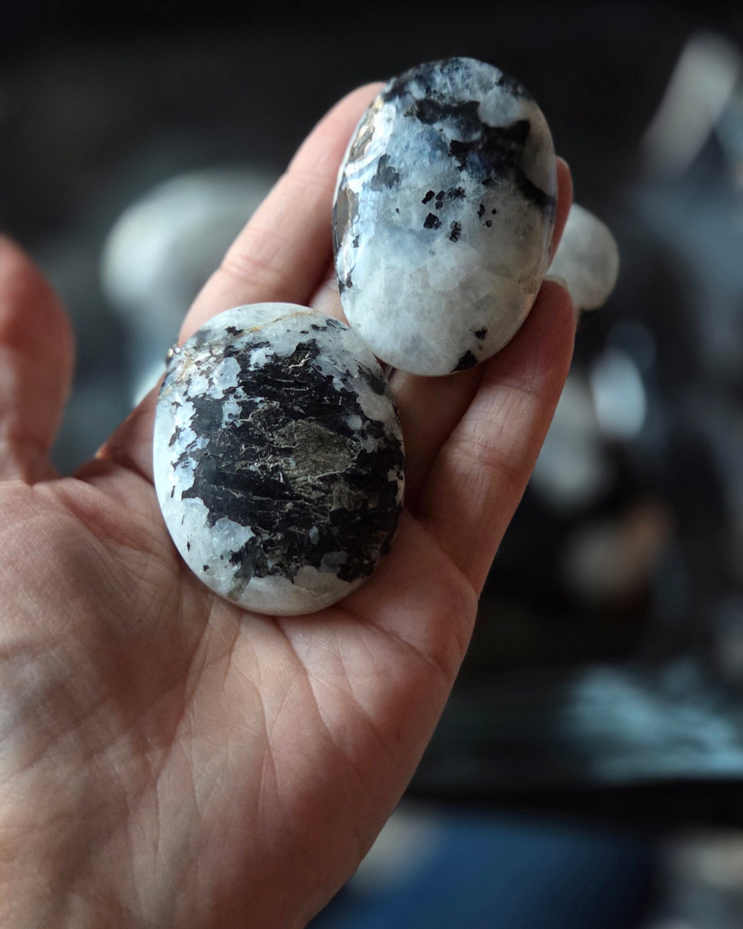 Moonstone palm stones