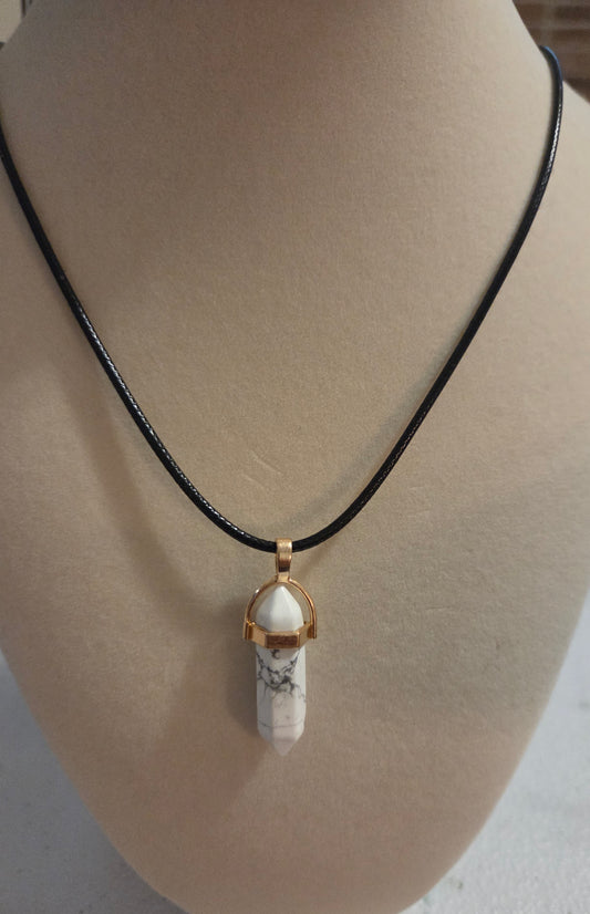 Howlite pendant with cord