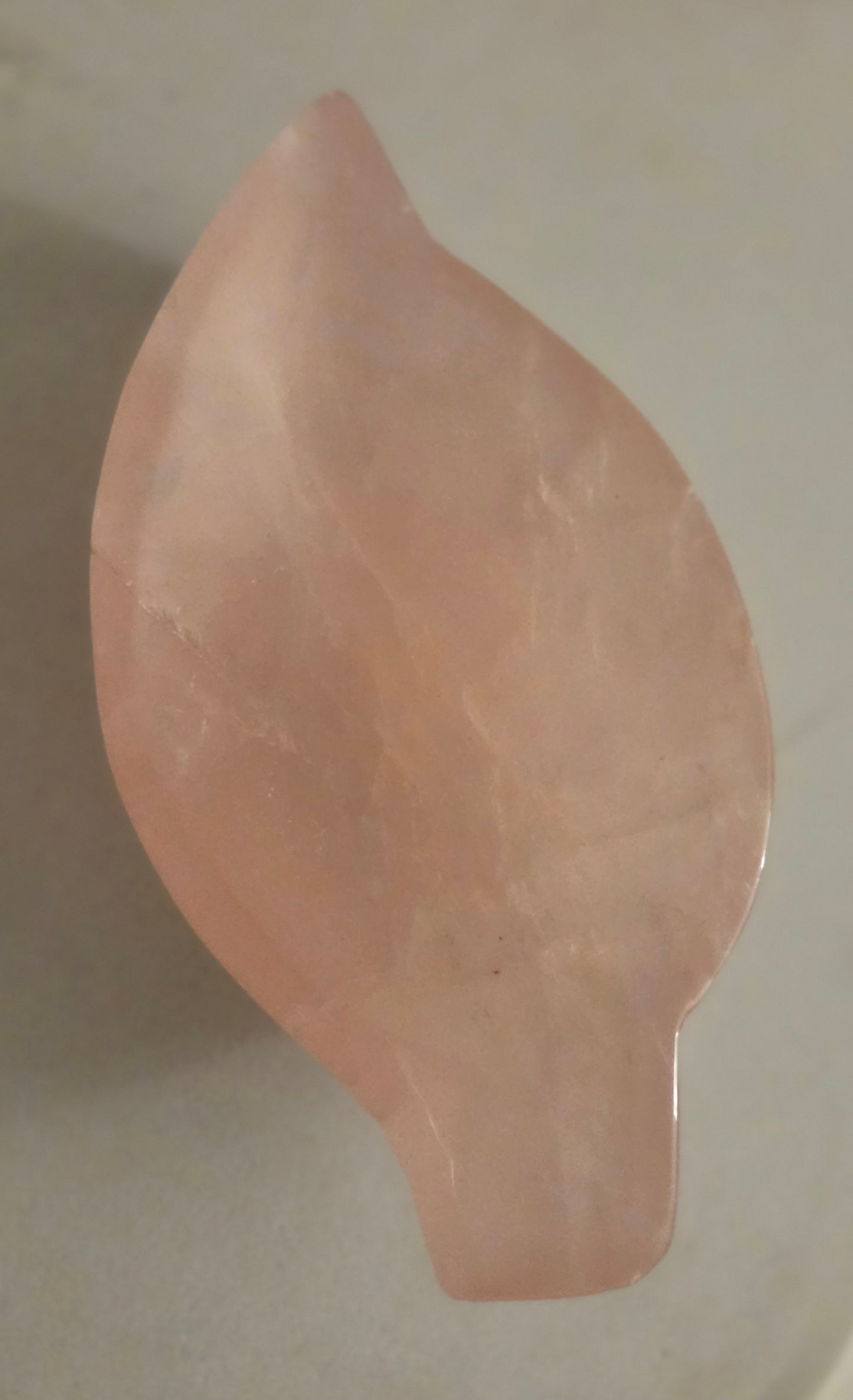 Rose quartz leaf shape bowl