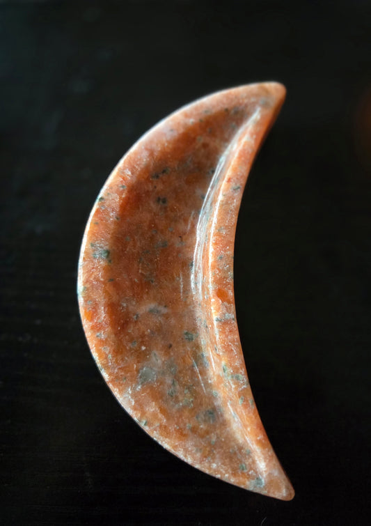 Sunstone Crescent Moon dish - stones not included
