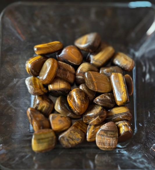 Tigers Eye tumbles
