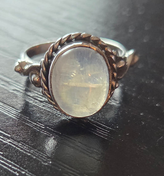 Moonstone ring size 4 sterling sliver