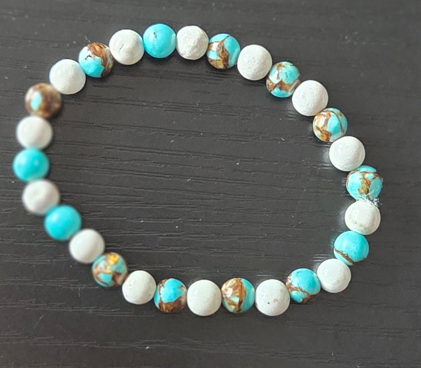 Howlite and Bronzite Turquoise bracelet