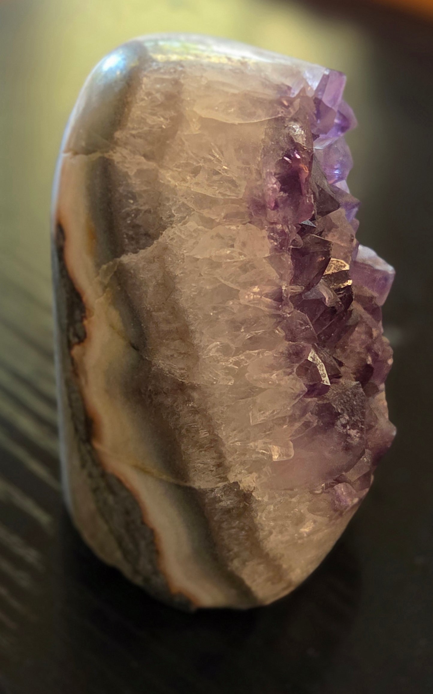 Amethyst desktop Geode