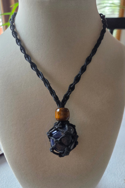 Sodalite in adjustable basket necklace