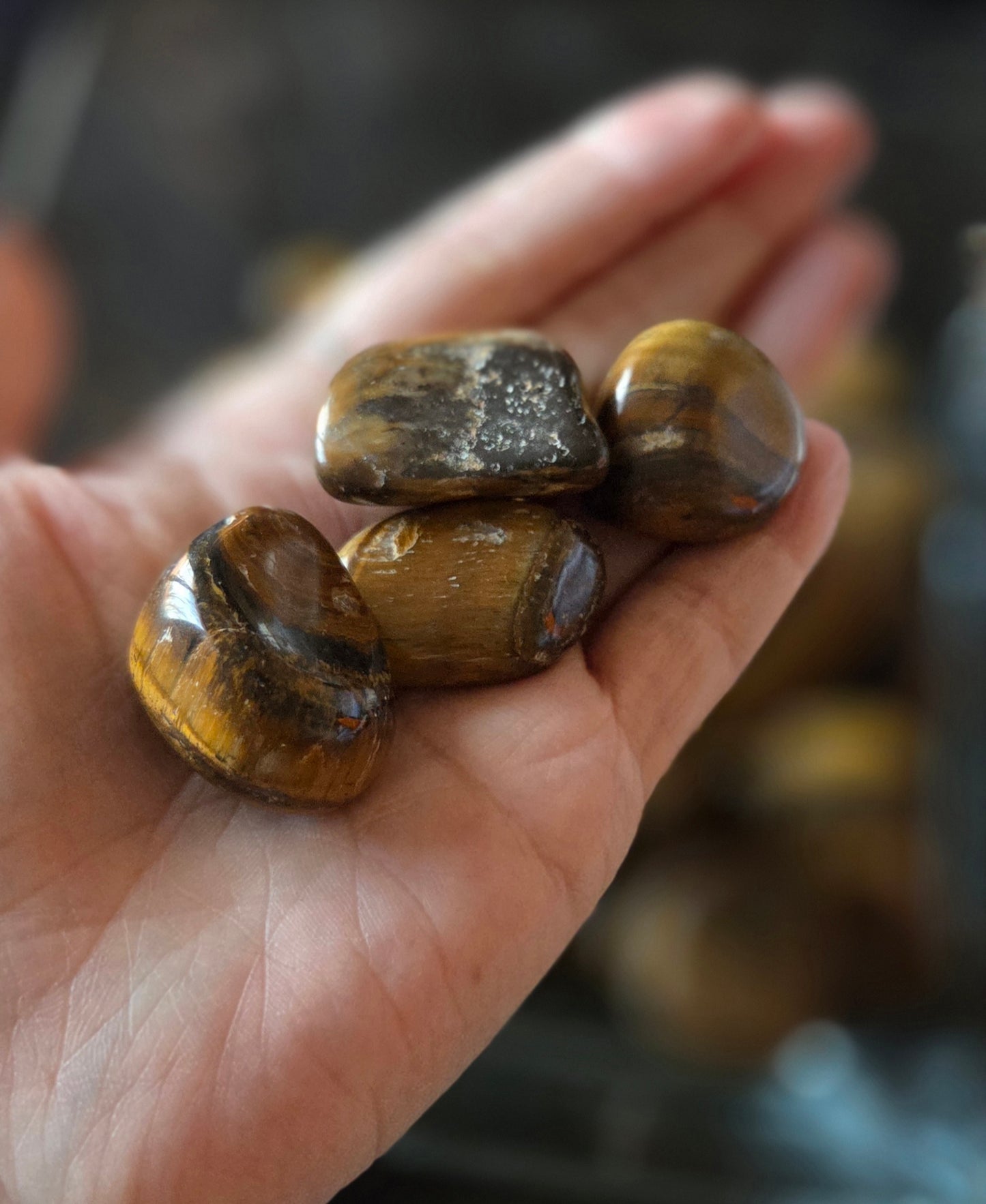 Tigers Eye tumbles