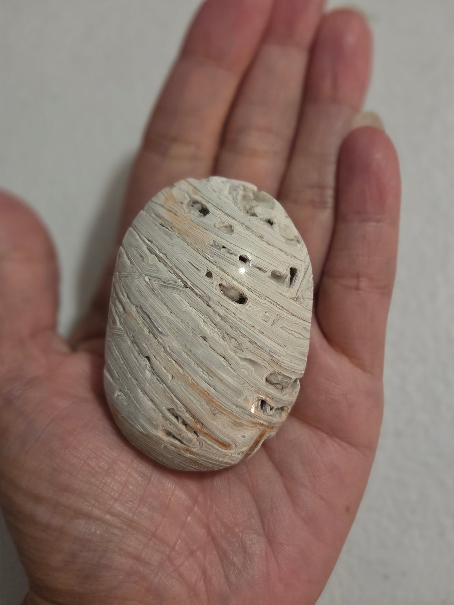 Mexican White Lace Agate Palm stone